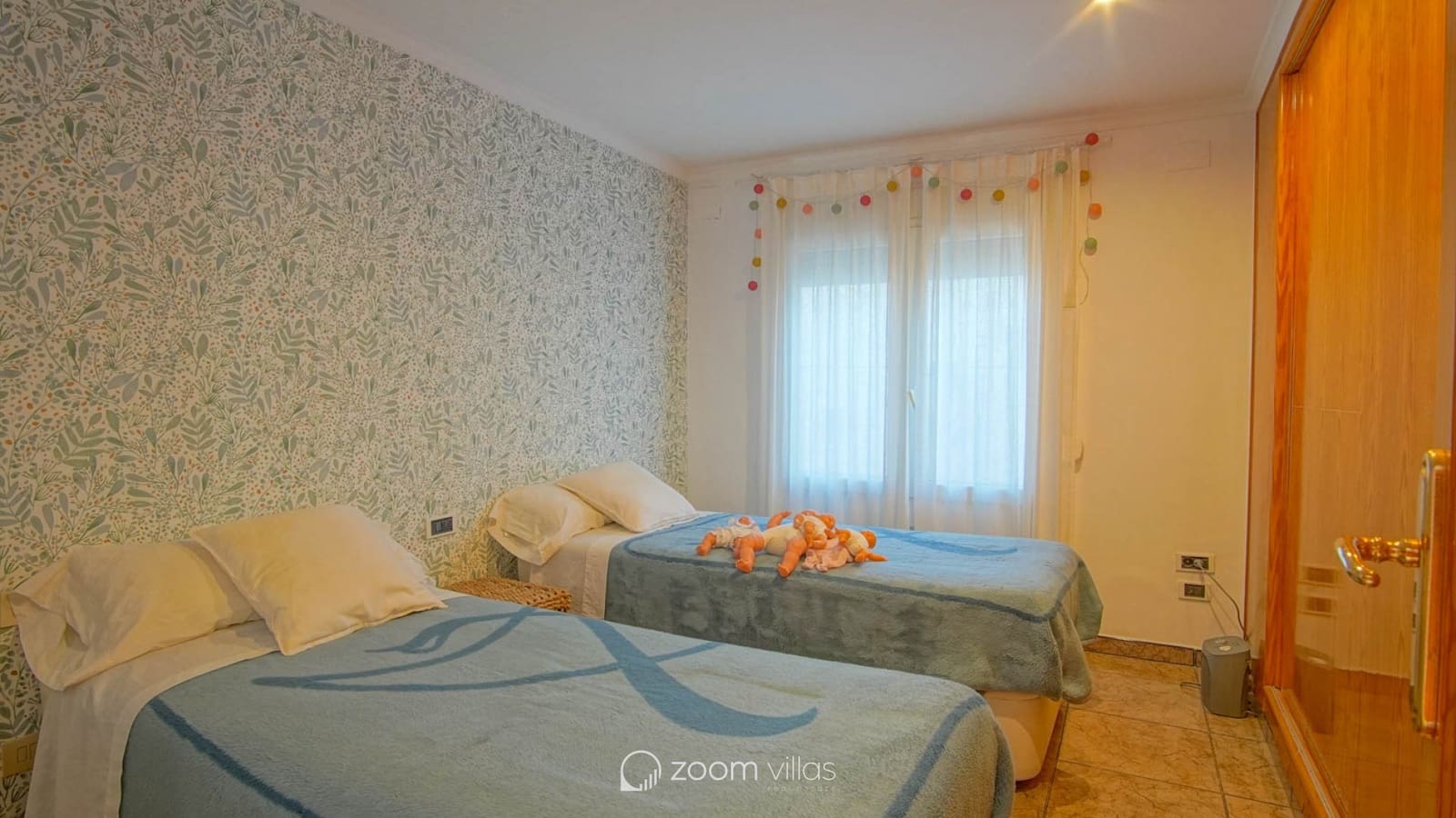 6 bedroom Villa for sale in Denia with pool - € 1,060,000 (Ref: 9064411)