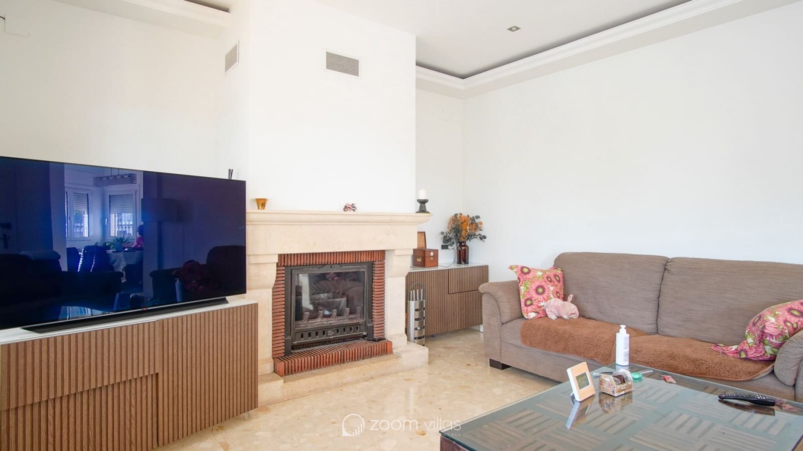 6 bedroom Villa for sale in Denia with pool - € 1,060,000 (Ref: 9064411)