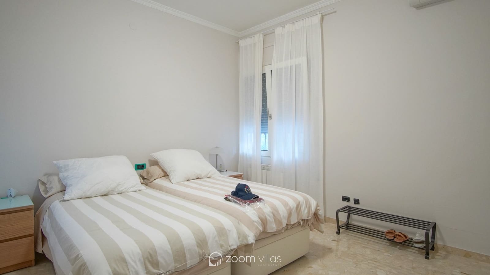 6 bedroom Villa for sale in Denia with pool - € 1,060,000 (Ref: 9064411)