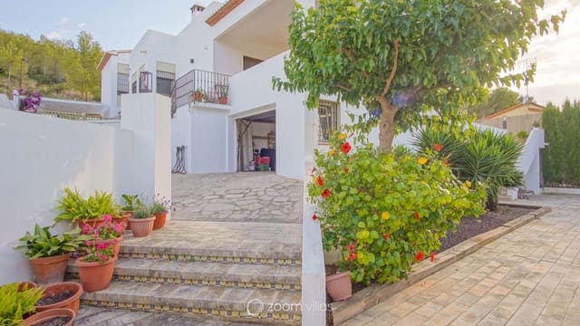 6 bedroom Villa for sale in Las Rotas / Les Rotes, Dénia with pool - € 1,060,000 (Ref: 9064411)