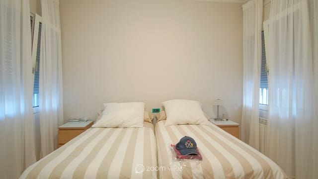 6 bedroom Villa for sale in Las Rotas / Les Rotes, Dénia with pool - € 1,060,000 (Ref: 9064411)