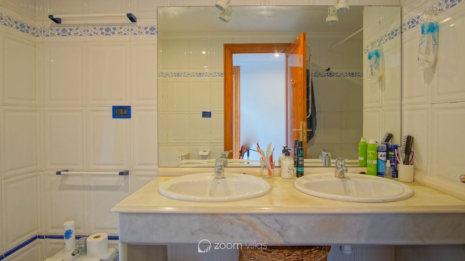 6 bedroom Villa for sale in Denia with pool - € 1,060,000 (Ref: 9064411)