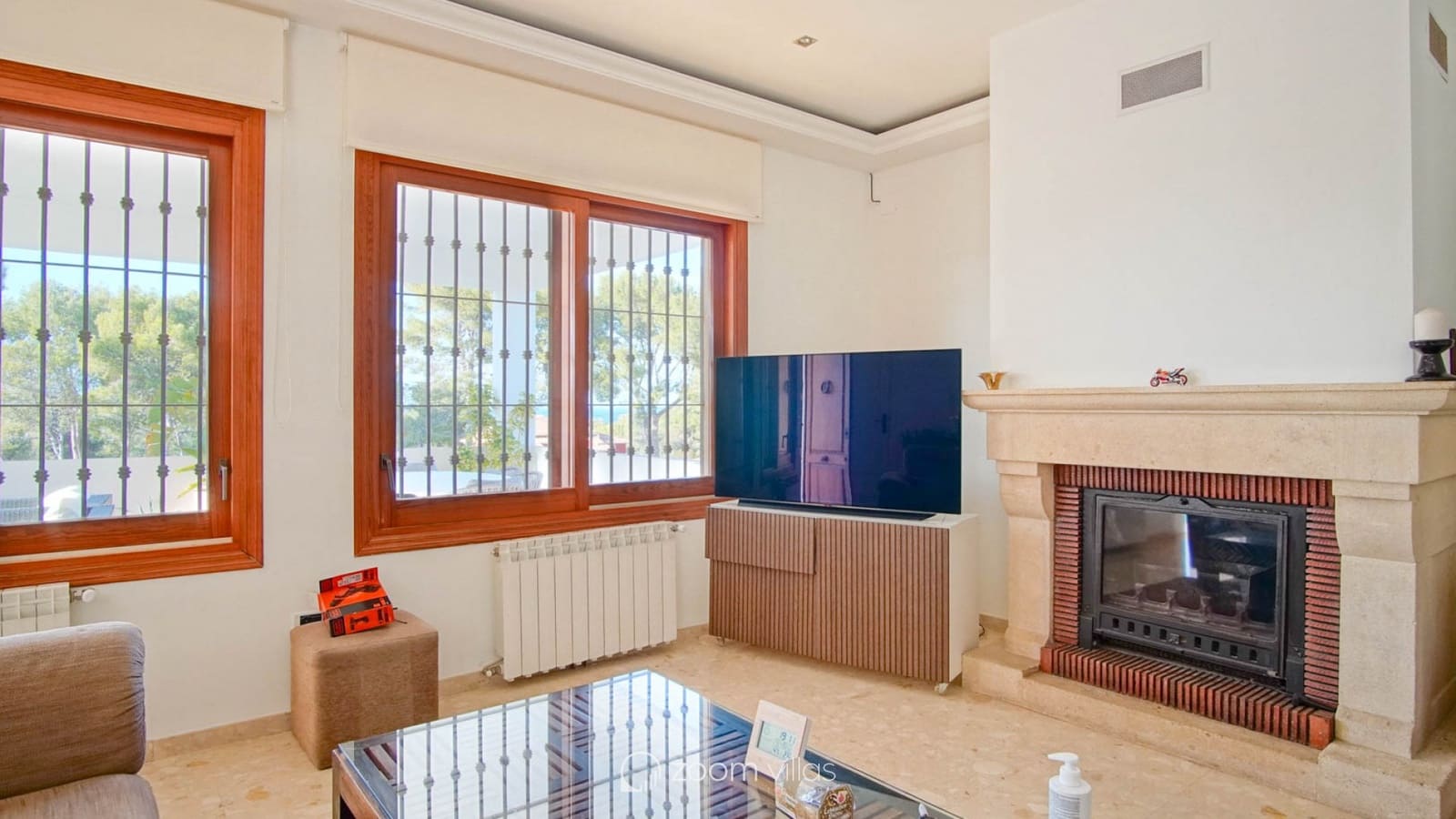 6 bedroom Villa for sale in Denia with pool - € 1,060,000 (Ref: 9064411)