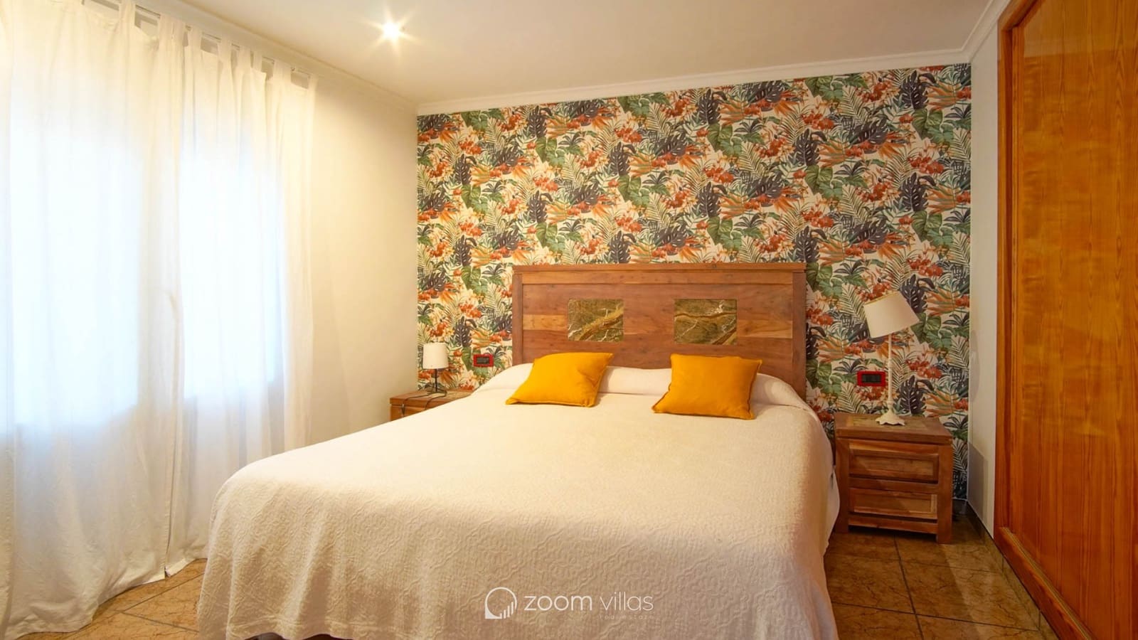 6 bedroom Villa for sale in Denia with pool - € 1,060,000 (Ref: 9064411)