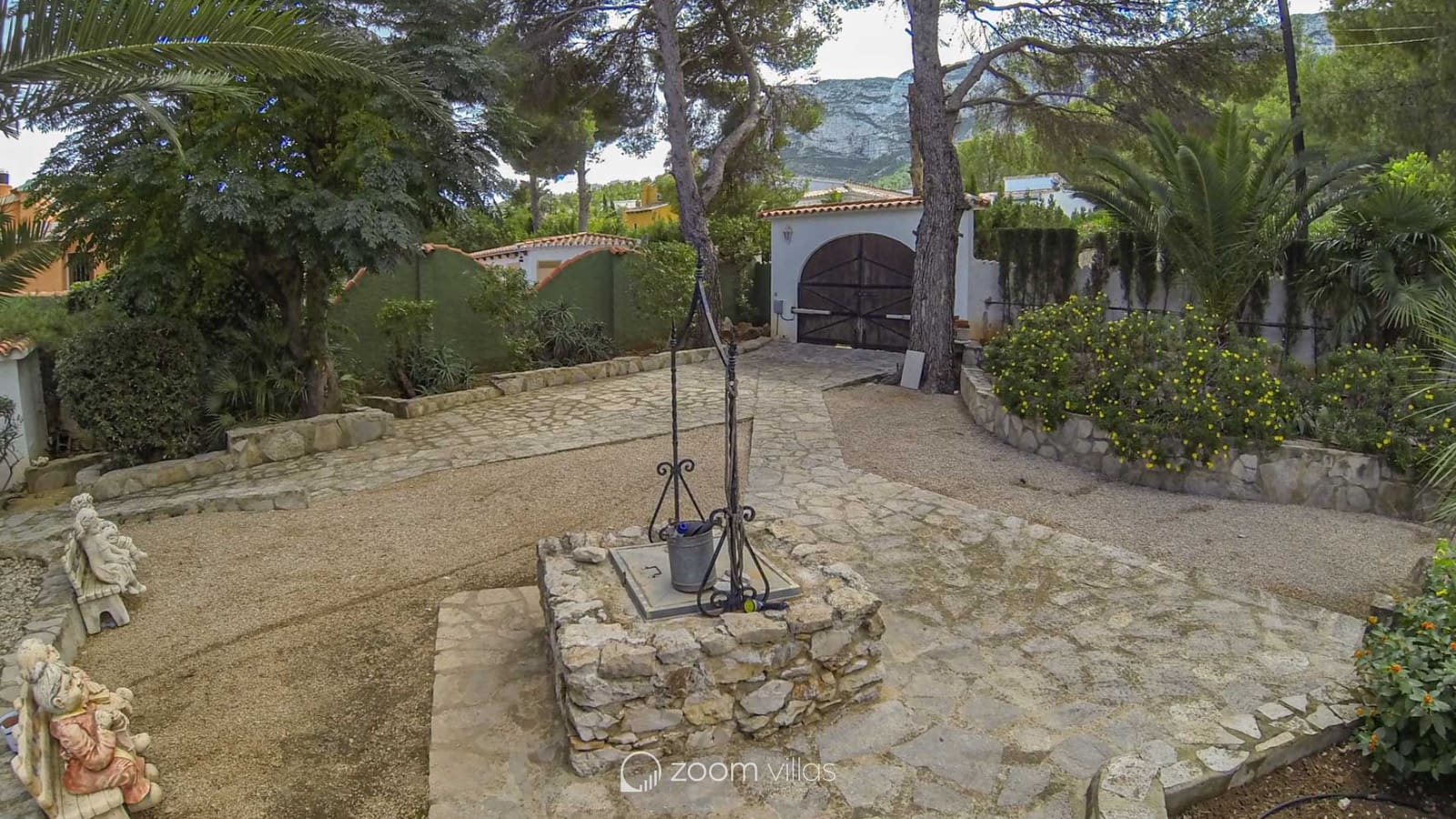 6 quarto Moradia para venda em Denia com piscina garagem - 790 000 € (Ref: 9064412)