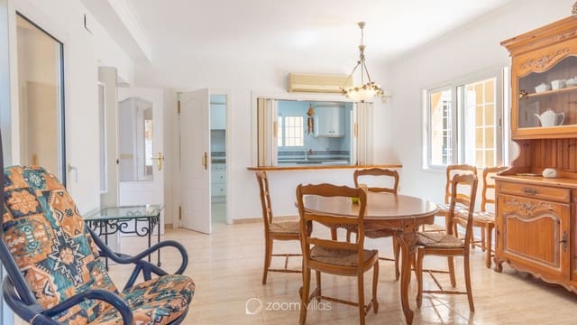 3 slaapkamer Villa te koop in Las Rotas / Les Rotes, Dénia met garage - € 788.000 (Ref: 9064414)