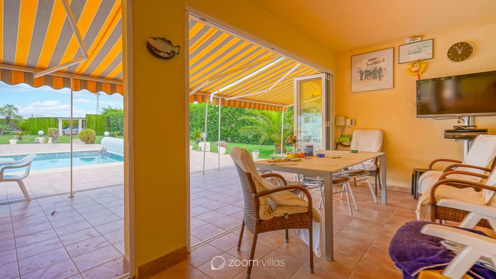 5 bedroom Villa for sale in Denia with pool garage - € 765,000 (Ref: 9064416)