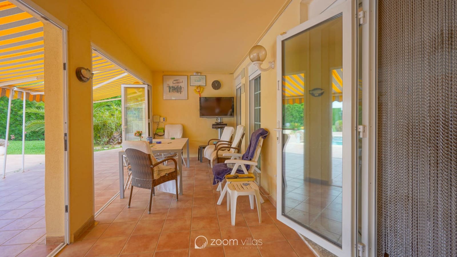 5 bedroom Villa for sale in Denia with pool garage - € 765,000 (Ref: 9064416)