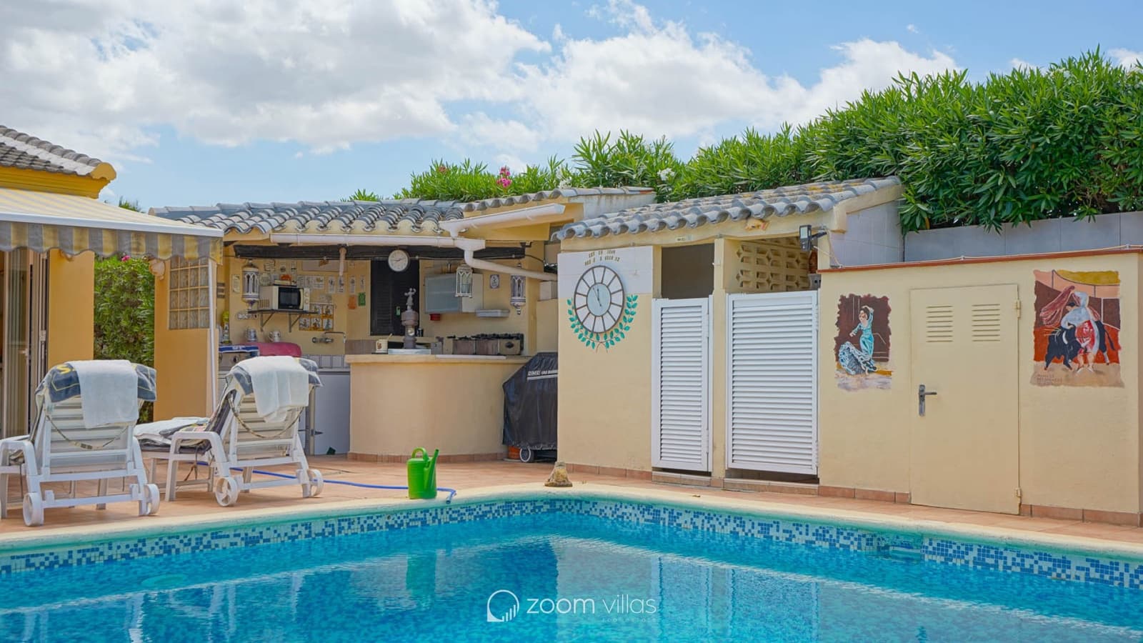 5 bedroom Villa for sale in Denia with pool garage - € 765,000 (Ref: 9064416)