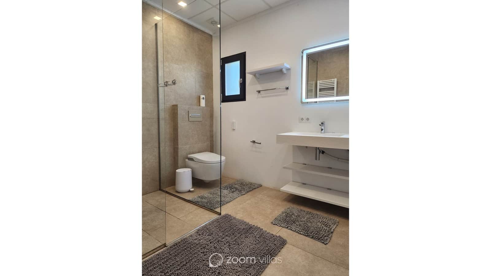 4 bedroom Villa for sale in Cumbre del Sol with pool - € 950,000 (Ref: 9064418)