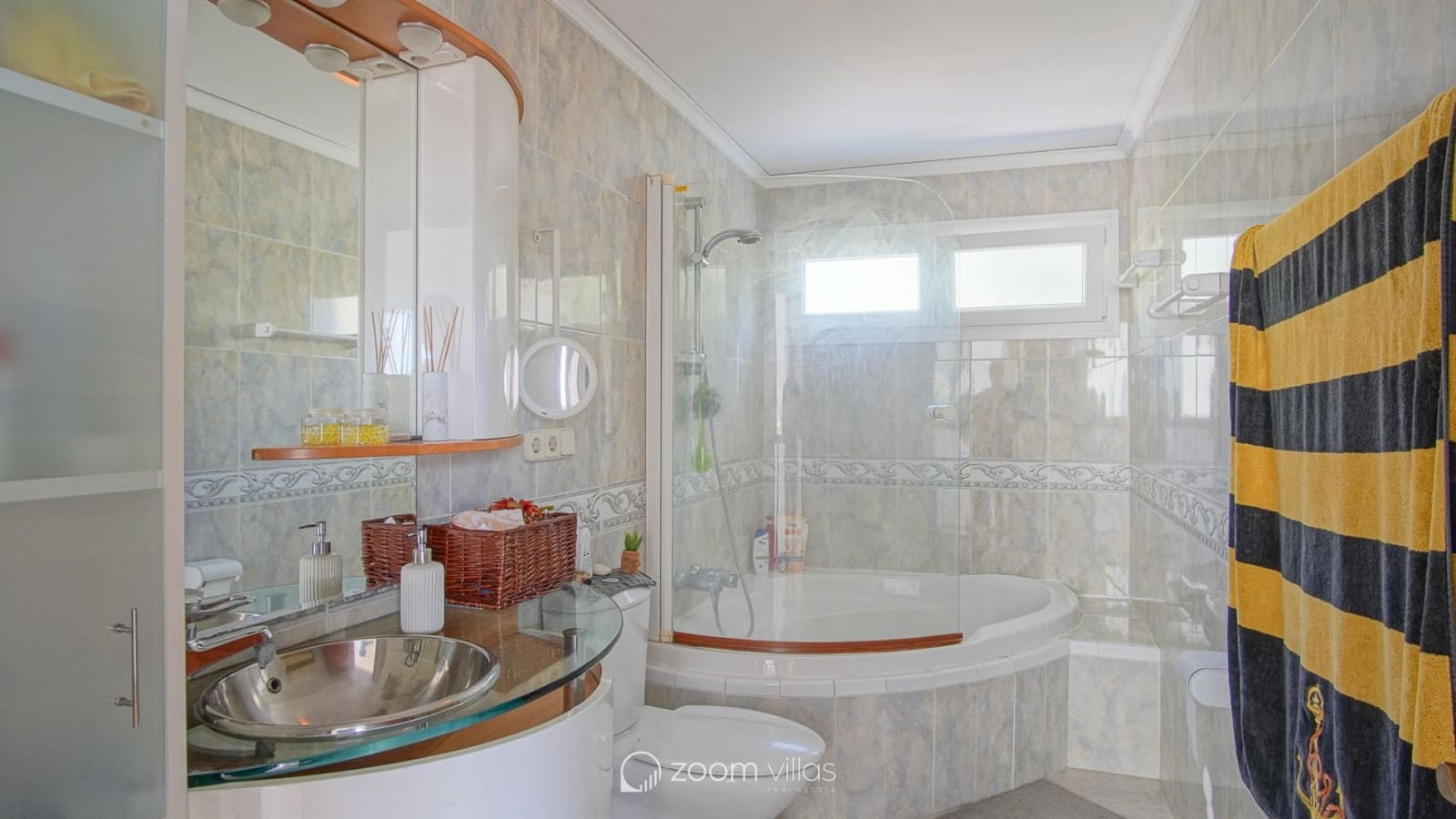 3 bedroom Villa for sale in Altea with pool - € 530,000 (Ref: 9064422)