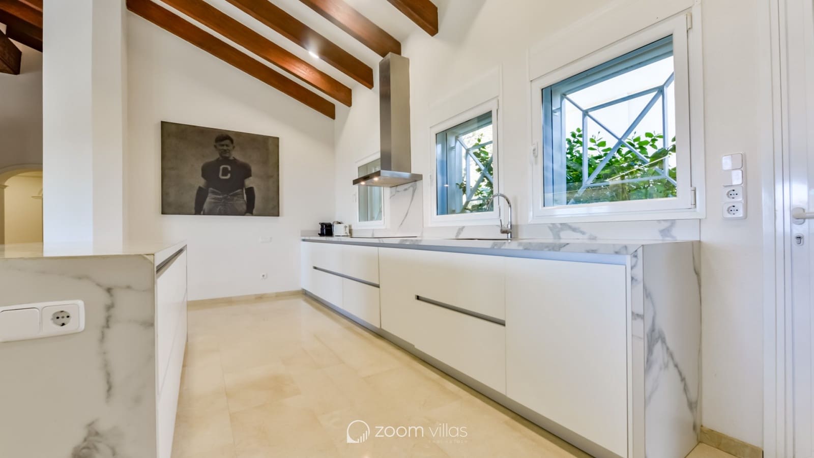 8 bedroom Villa for sale in Altea with pool - € 2,650,000 (Ref: 9064423)