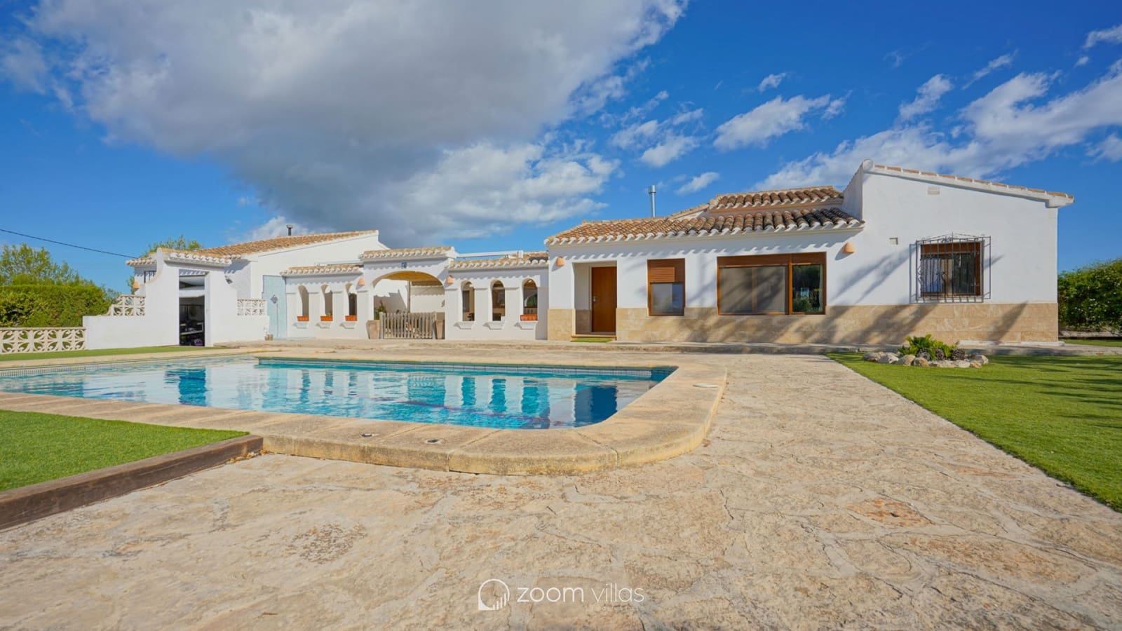 3 bedroom Villa for sale in Javea / Xabia with pool - € 1,200,000 (Ref: 9064579)