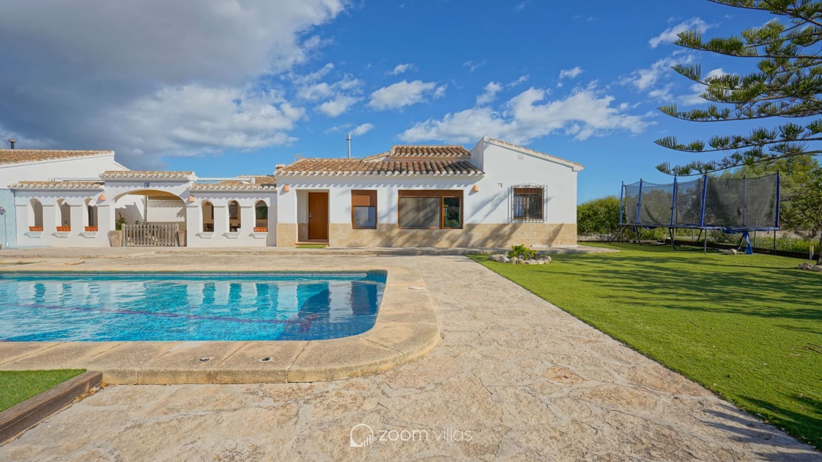 3 bedroom Villa for sale in Javea / Xabia with pool - € 1,200,000 (Ref: 9064579)