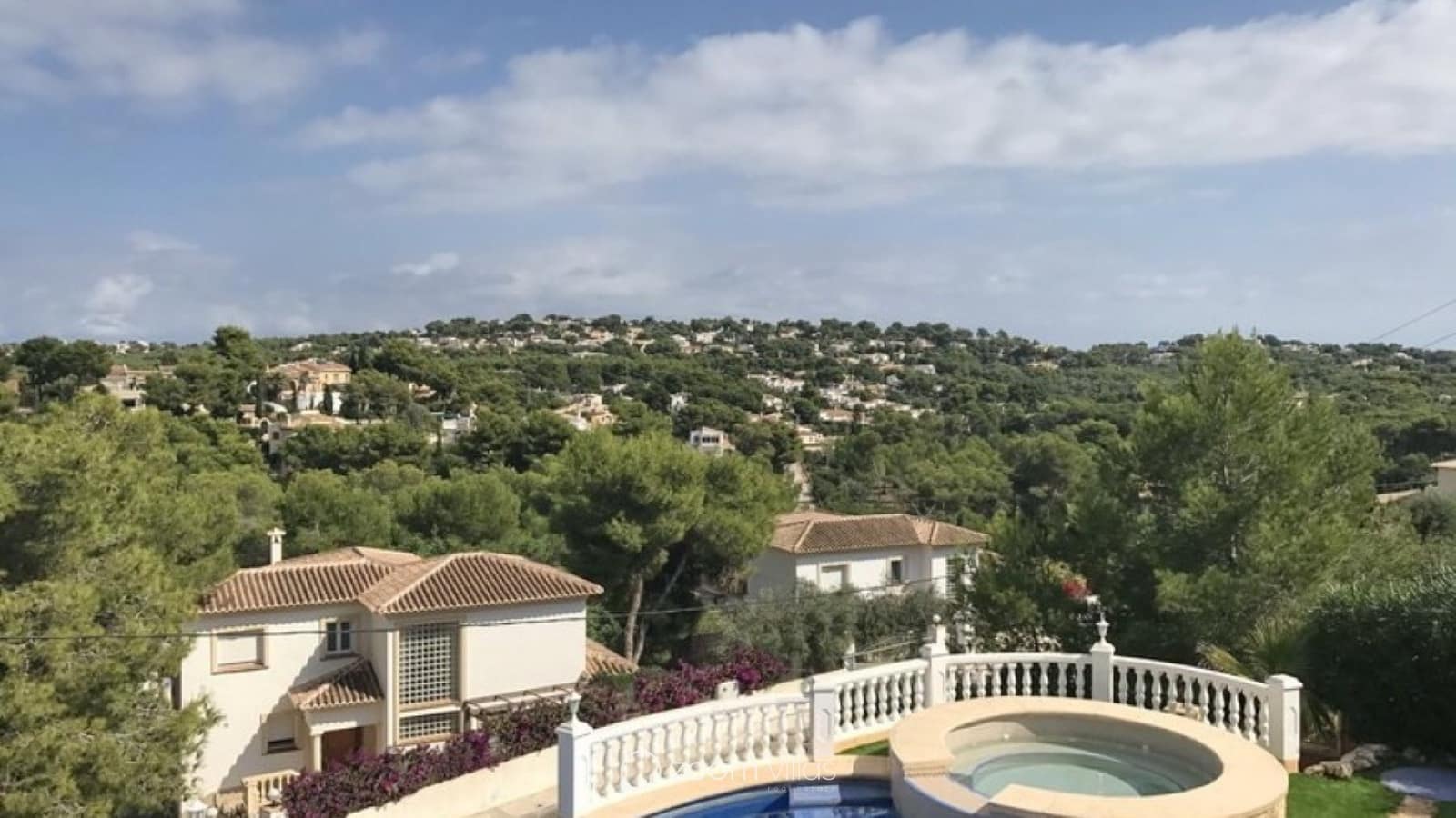 3 bedroom Villa for sale in Javea / Xabia with pool - € 595,000 (Ref: 9064580)