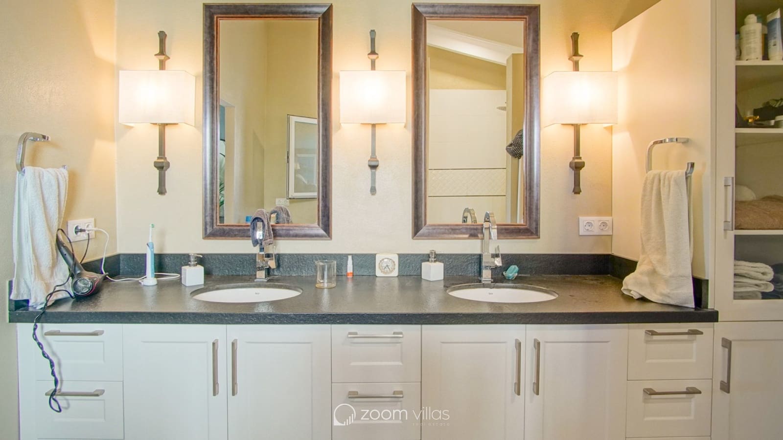 5 soveværelse Villa til salg i Monte Pego med swimmingpool - € 765.000 (Ref: 9072601)