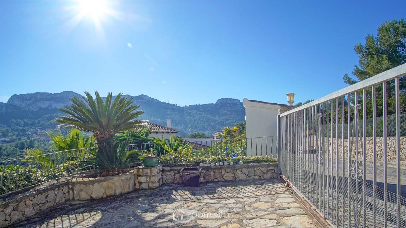 5 soveværelse Villa til salg i Monte Pego med swimmingpool - € 765.000 (Ref: 9072601)