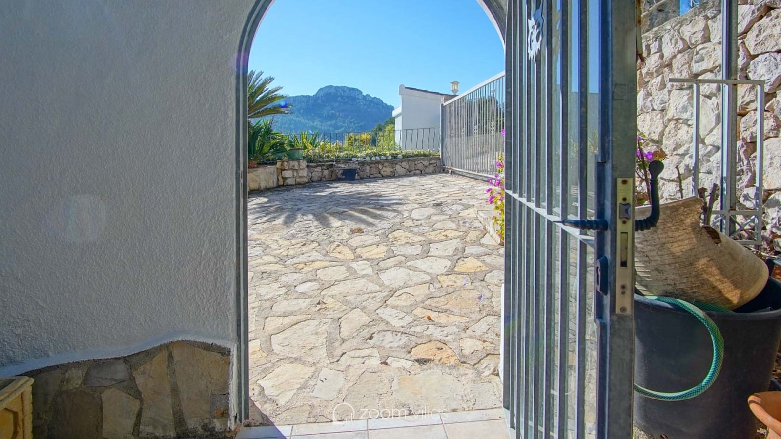 5 soveværelse Villa til salg i Monte Pego med swimmingpool - € 765.000 (Ref: 9072601)