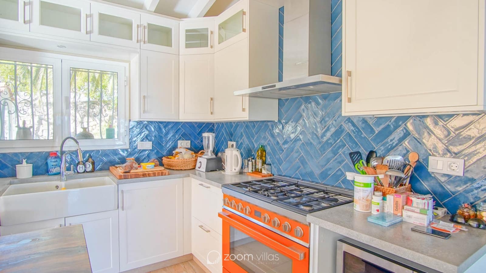 5 soveværelse Villa til salg i Monte Pego med swimmingpool - € 765.000 (Ref: 9072601)