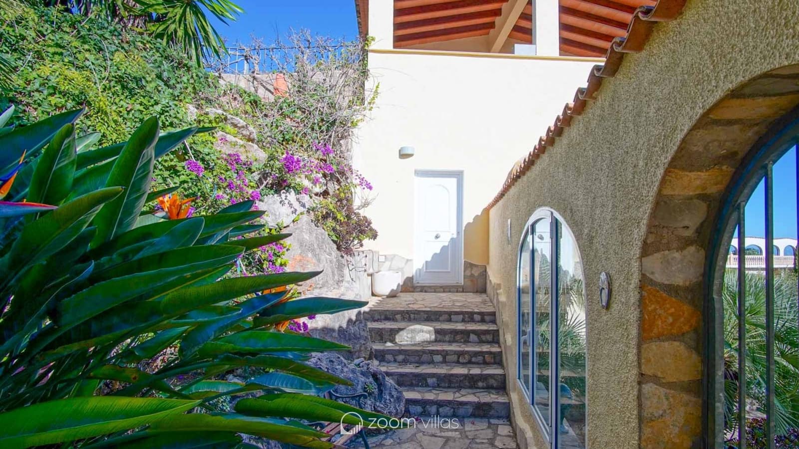 5 soveværelse Villa til salg i Monte Pego med swimmingpool - € 765.000 (Ref: 9072601)