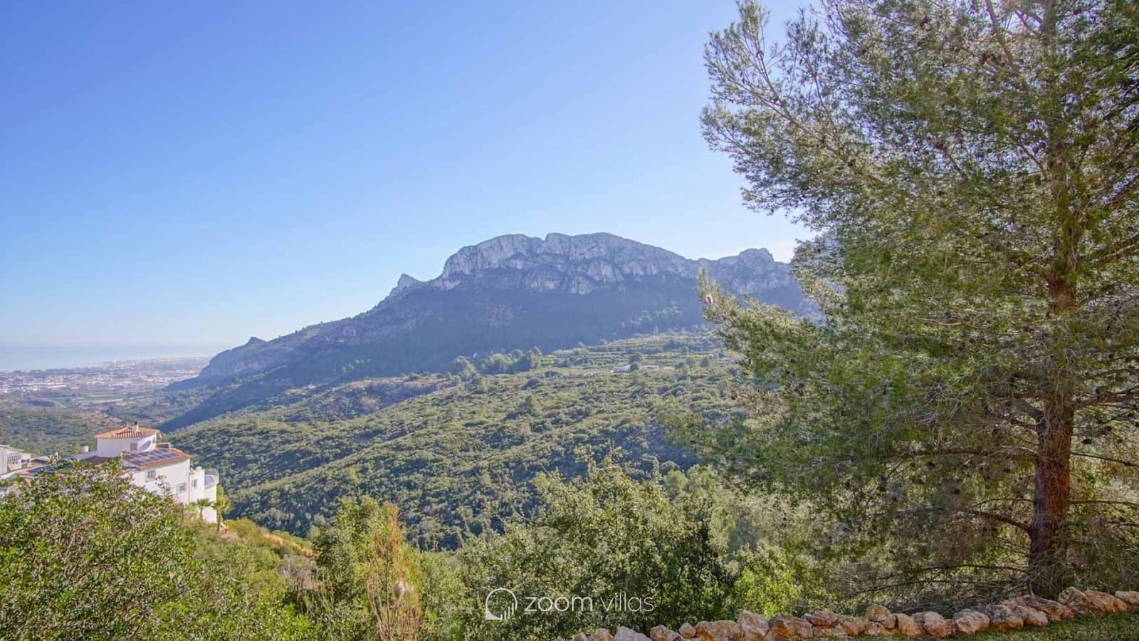 5 soveværelse Villa til salg i Monte Pego med swimmingpool - € 765.000 (Ref: 9072601)