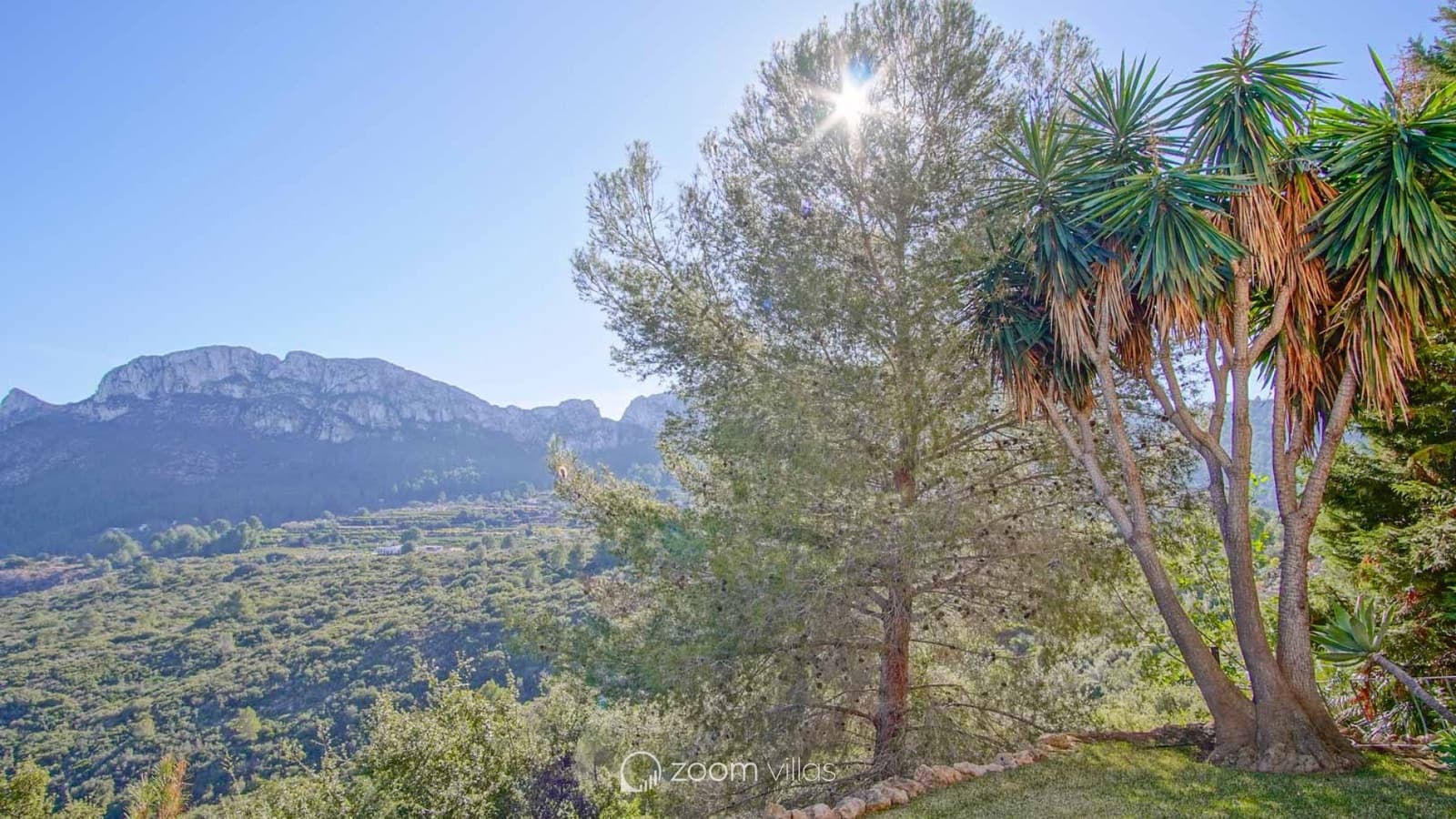 5 soveværelse Villa til salg i Monte Pego med swimmingpool - € 765.000 (Ref: 9072601)