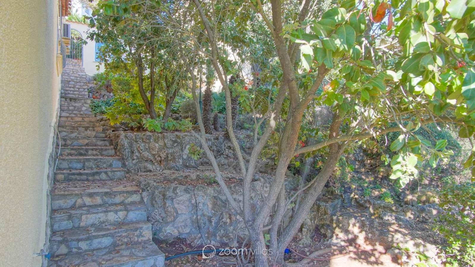 5 soveværelse Villa til salg i Monte Pego med swimmingpool - € 765.000 (Ref: 9072601)