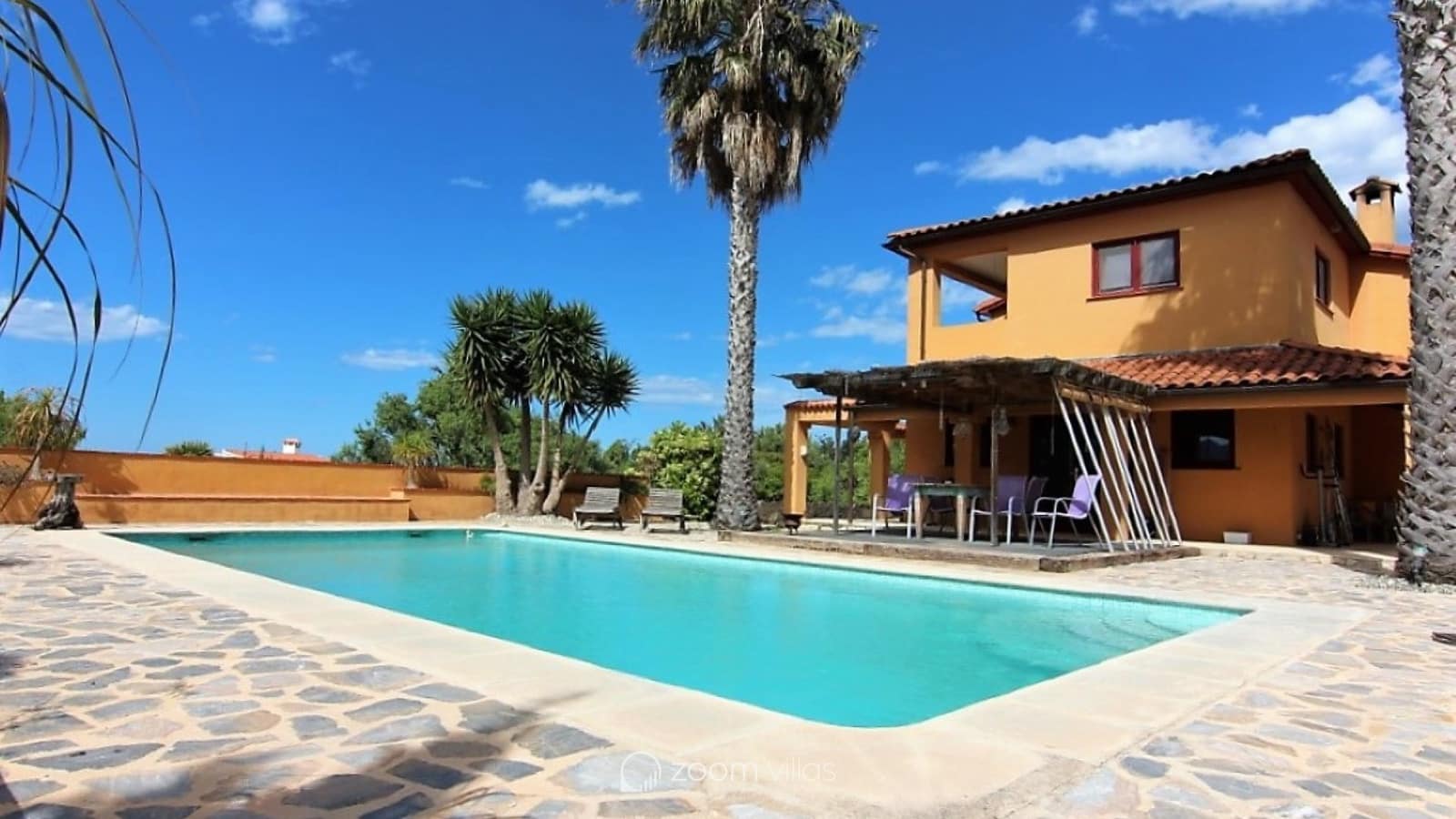 5 bedroom Villa for sale in Pedreguer with pool garage - € 1,400,000 (Ref: 9072603)