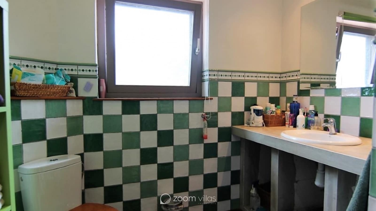 5 bedroom Villa for sale in Pedreguer with pool garage - € 1,400,000 (Ref: 9072603)