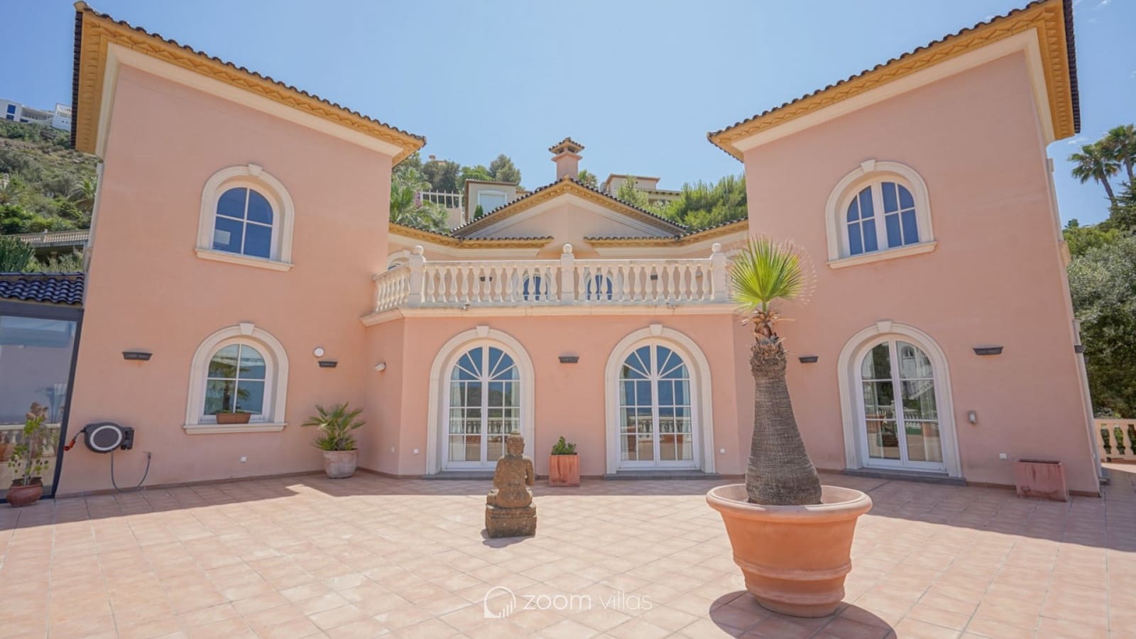 5 soverom Villa til salgs i La Sella med svømmebasseng garasje - € 1 499 000 (Ref: 9072604)