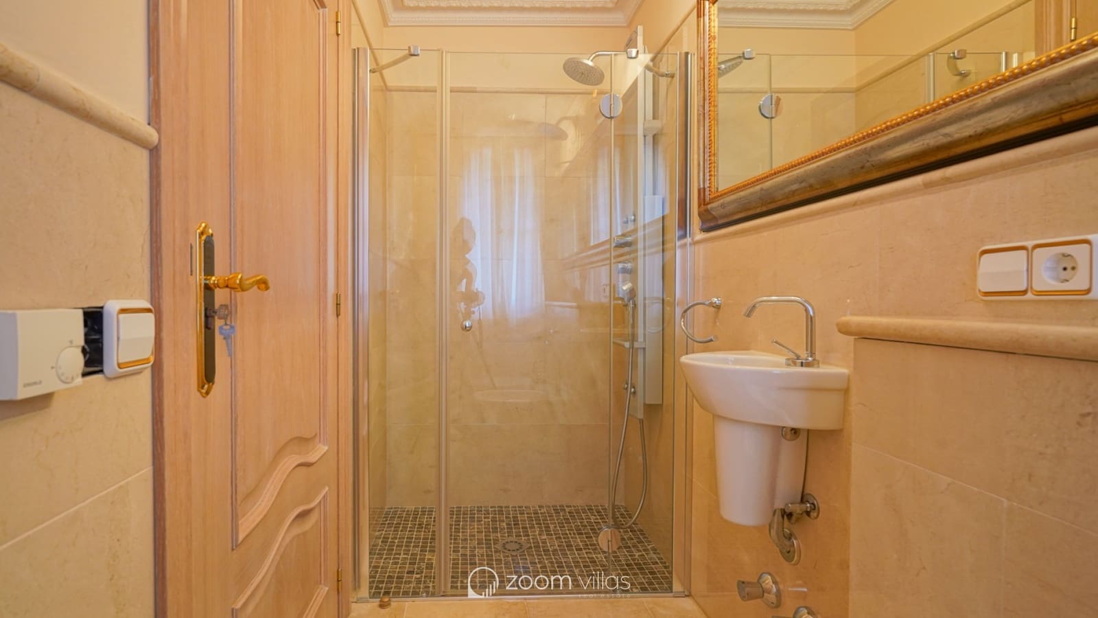 5 soverom Villa til salgs i La Sella med svømmebasseng garasje - € 1 499 000 (Ref: 9072604)