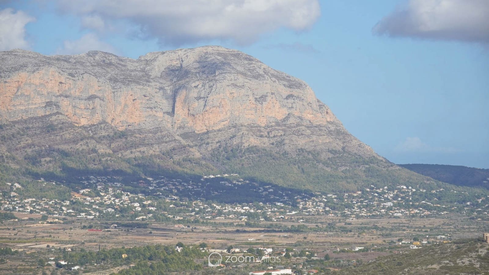 5 soverom Villa til salgs i La Sella med svømmebasseng garasje - € 1 499 000 (Ref: 9072604)