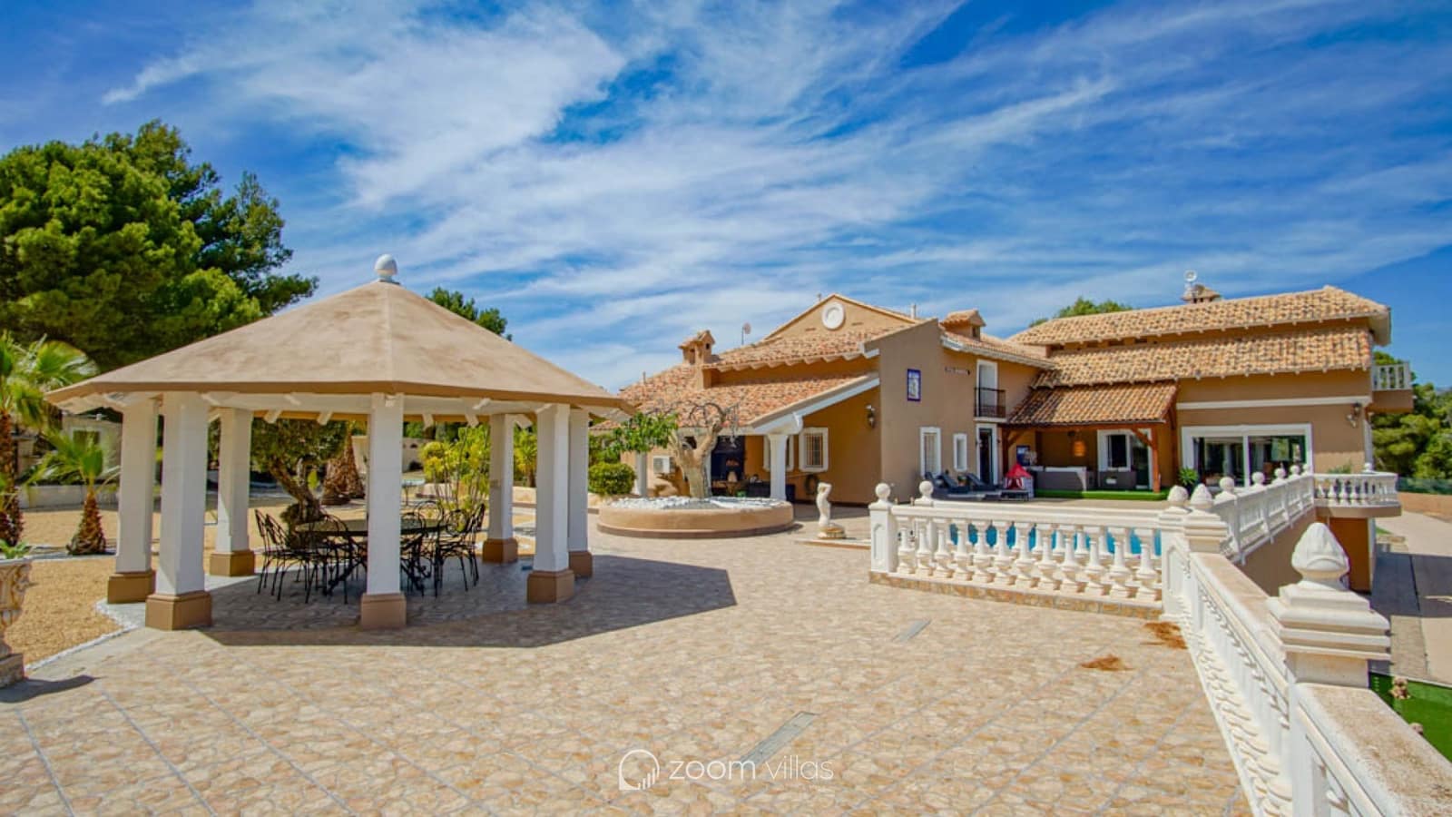 8 chambre Villa/Maison à vendre à La Nucia avec piscine - 2 500 000 € (Ref: 9072607)