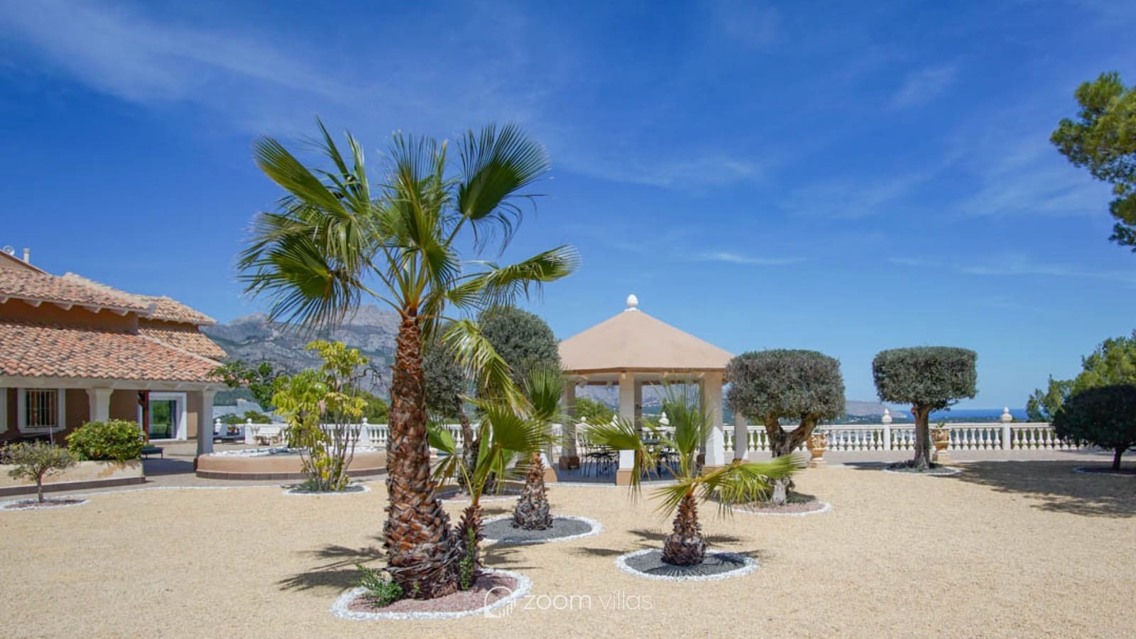 8 chambre Villa/Maison à vendre à La Nucia avec piscine - 2 500 000 € (Ref: 9072607)