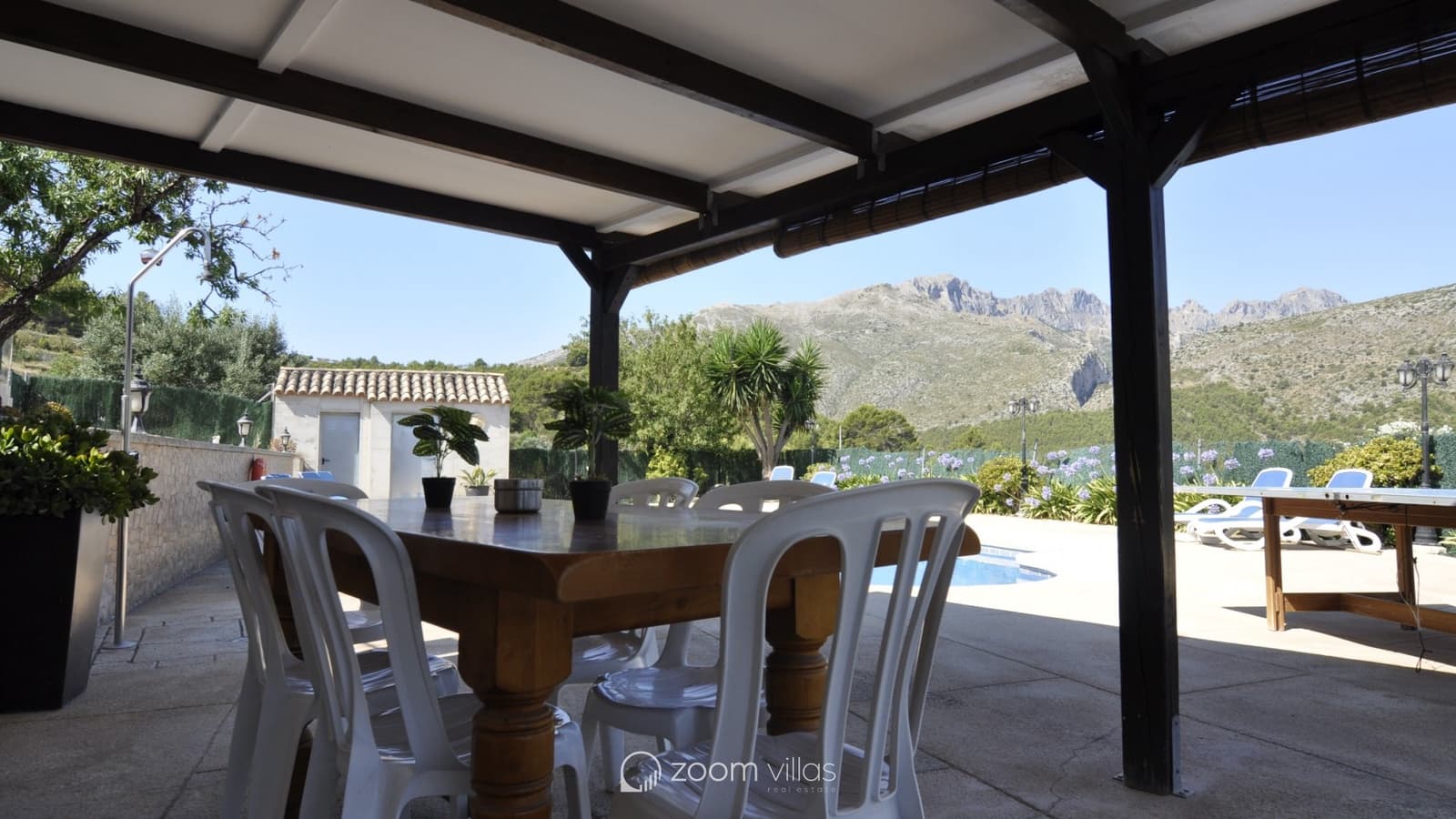 9 quarto Moradia para venda em Benissa com piscina - 680 000 € (Ref: 9073988)