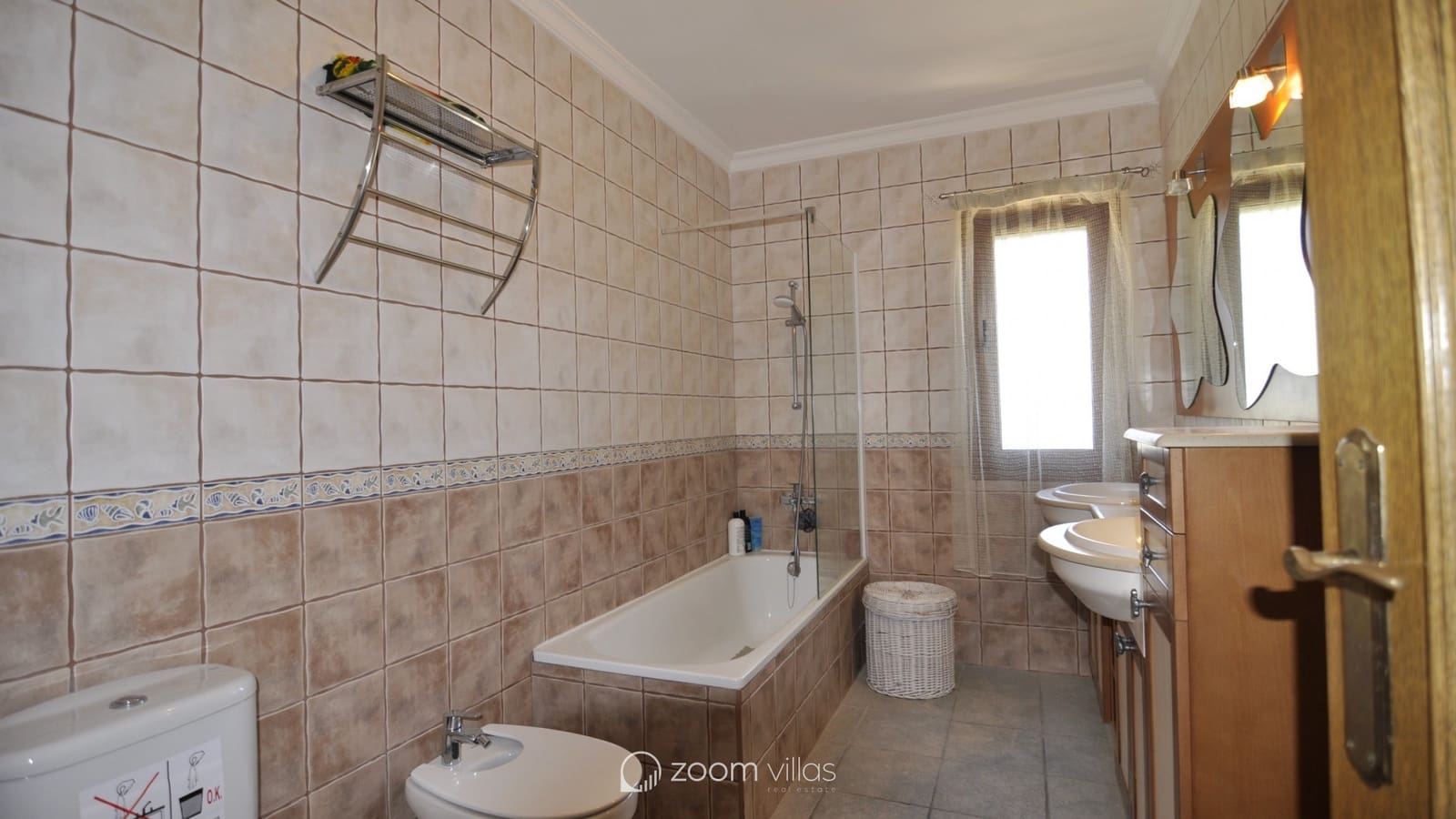 9 quarto Moradia para venda em Benissa com piscina - 680 000 € (Ref: 9073988)