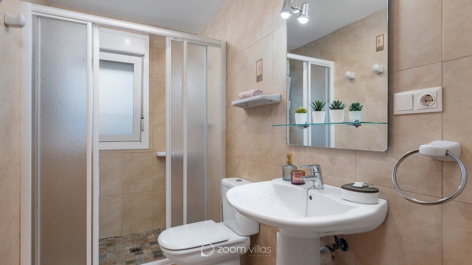 Chalet de 13 habitaciones en Calpe / Calp en venta con piscina - 2.125.000 € (Ref: 9073989)