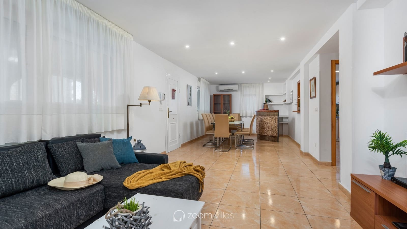 Chalet de 13 habitaciones en Calpe / Calp en venta con piscina - 2.125.000 € (Ref: 9073989)