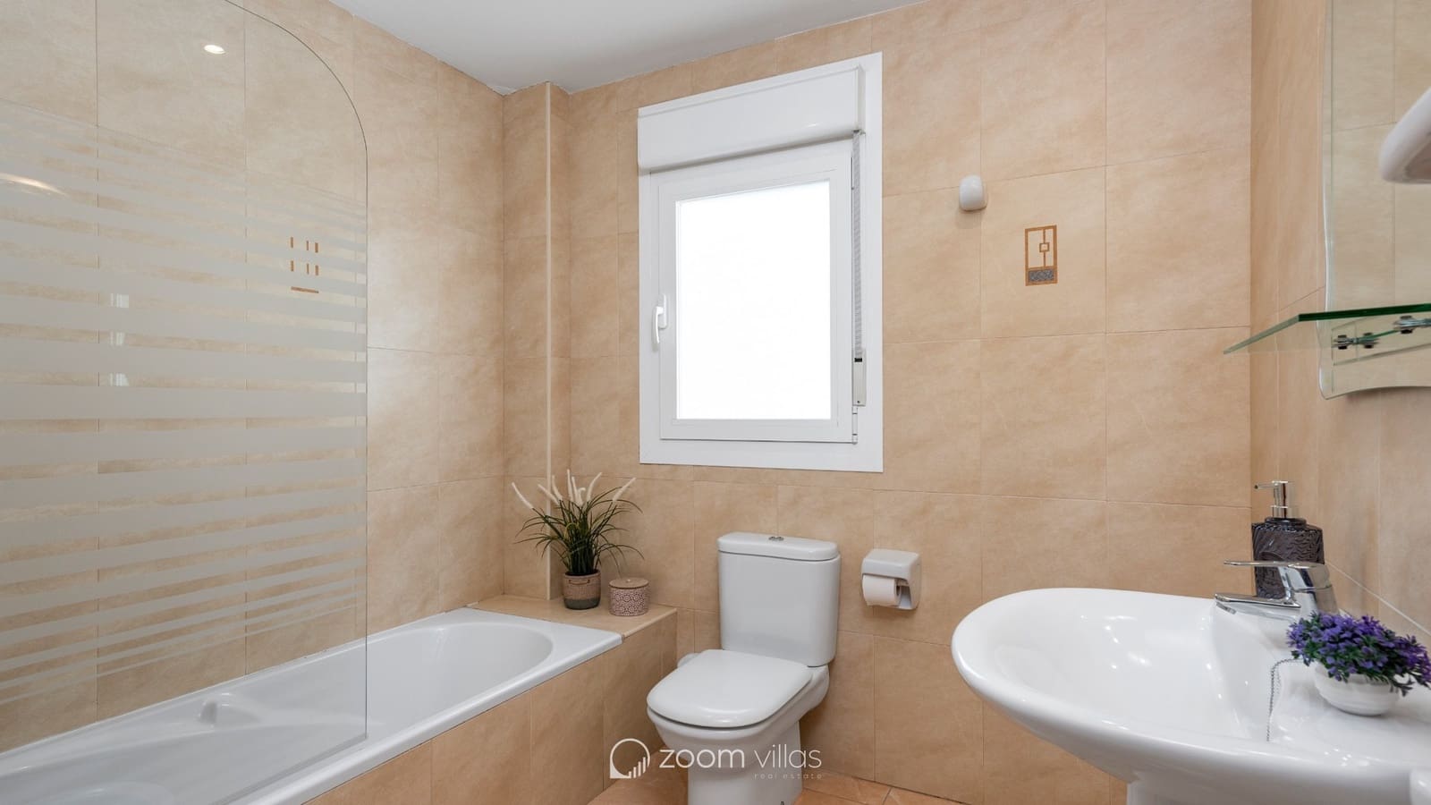 Chalet de 13 habitaciones en Calpe / Calp en venta con piscina - 2.125.000 € (Ref: 9073989)