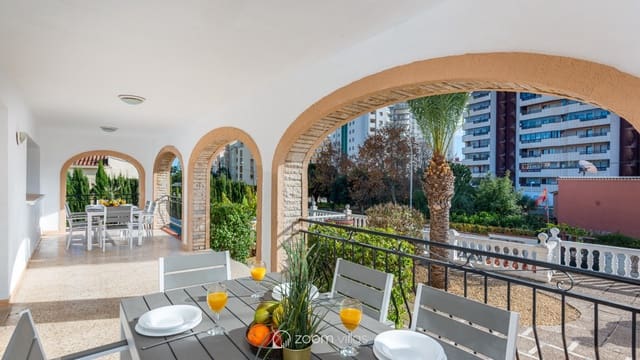 13 bedroom Villa for sale in Cometa - Carrió, Calpe / Calp with pool - € 2,125,000 (Ref: 9073989)