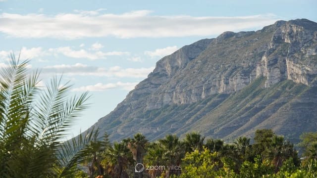 4 bedroom Villa for sale in Las Rotas / Les Rotes, Dénia with pool - € 1,890,000 (Ref: 9101414)