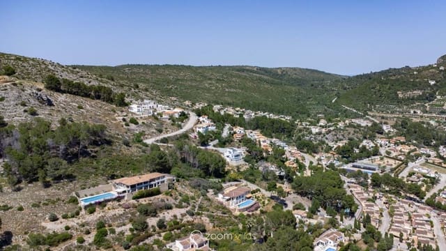 Villa til salg i Alcalalí / Alcanalí med swimmingpool - € 545.000 (Ref: 9101417)