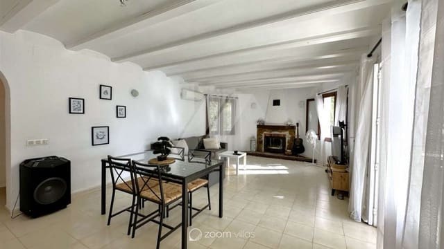 2 chambre Villa/Maison à vendre à Moraira, Teulada-Moraira - 583 000 € (Ref: 9103950)