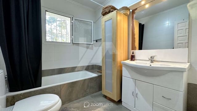 2 chambre Villa/Maison à vendre à Moraira, Teulada-Moraira - 583 000 € (Ref: 9103950)