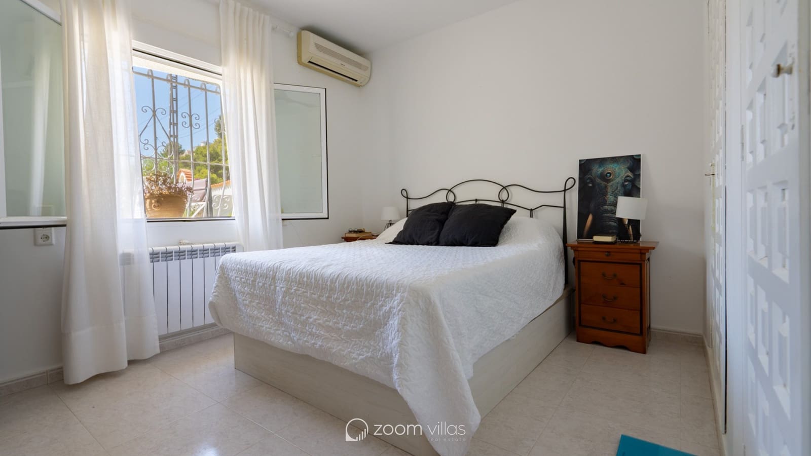 4 soveværelse Villa til salg i Montemar med swimmingpool - € 620.000 (Ref: 9107970)