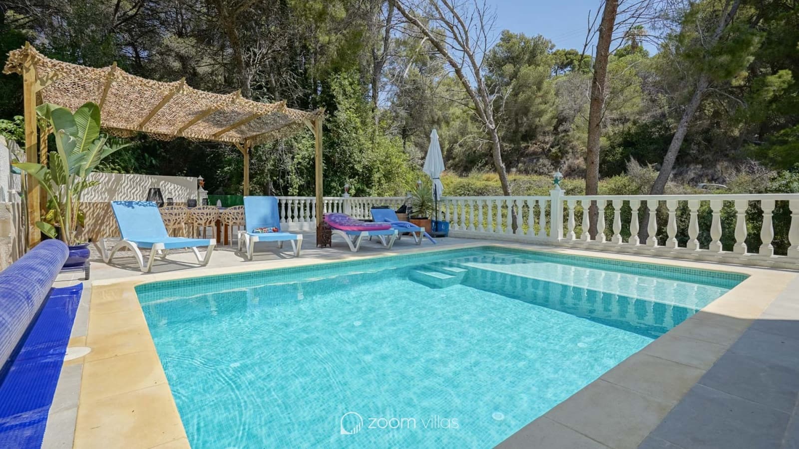 4 soveværelse Villa til salg i Montemar med swimmingpool - € 620.000 (Ref: 9107970)