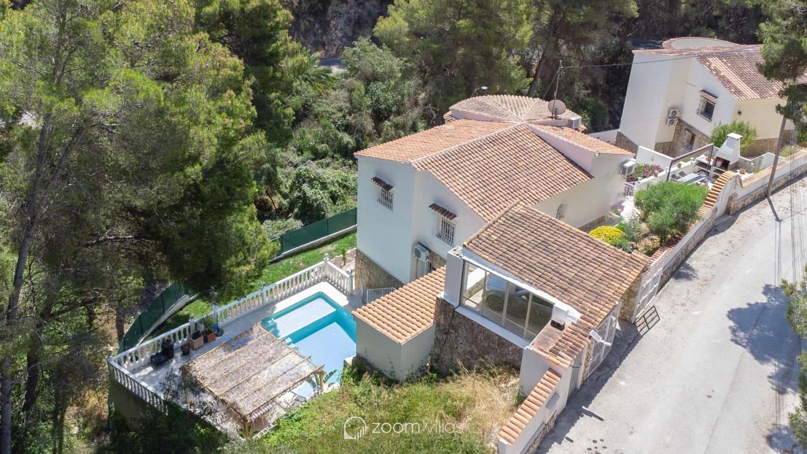 4 soveværelse Villa til salg i Montemar med swimmingpool - € 620.000 (Ref: 9107970)