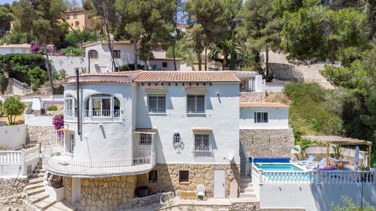 4 soveværelse Villa til salg i Montemar med swimmingpool - € 620.000 (Ref: 9107970)