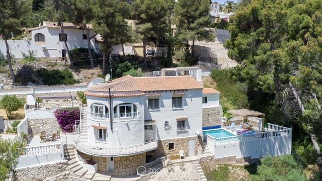 4 soveværelse Villa til salg i Montemar, Benissa med swimmingpool - € 620.000 (Ref: 9107970)