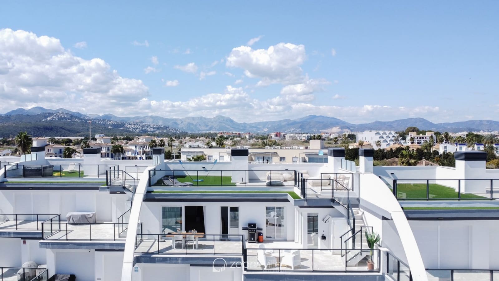 3 soveværelse Lejlighed til salg i Denia med swimmingpool - € 695.000 (Ref: 9114855)